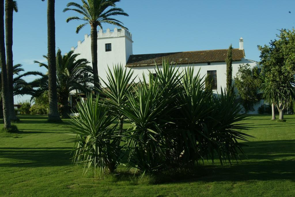 Hacienda La Indiana Otel Los Palacios Y Villafranca Dış mekan fotoğraf