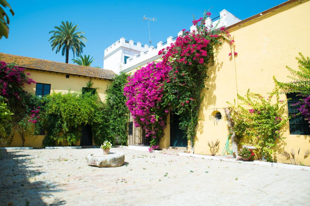 Hacienda La Indiana Otel Los Palacios Y Villafranca Dış mekan fotoğraf